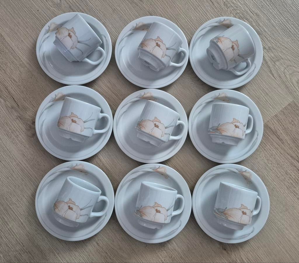 Royal Mosa Holland Koffiekopjes met Schotels - 9 Stuks, Huis en Inrichting, Keuken | Servies, Ophalen, Zo goed als nieuw, Overige stijlen