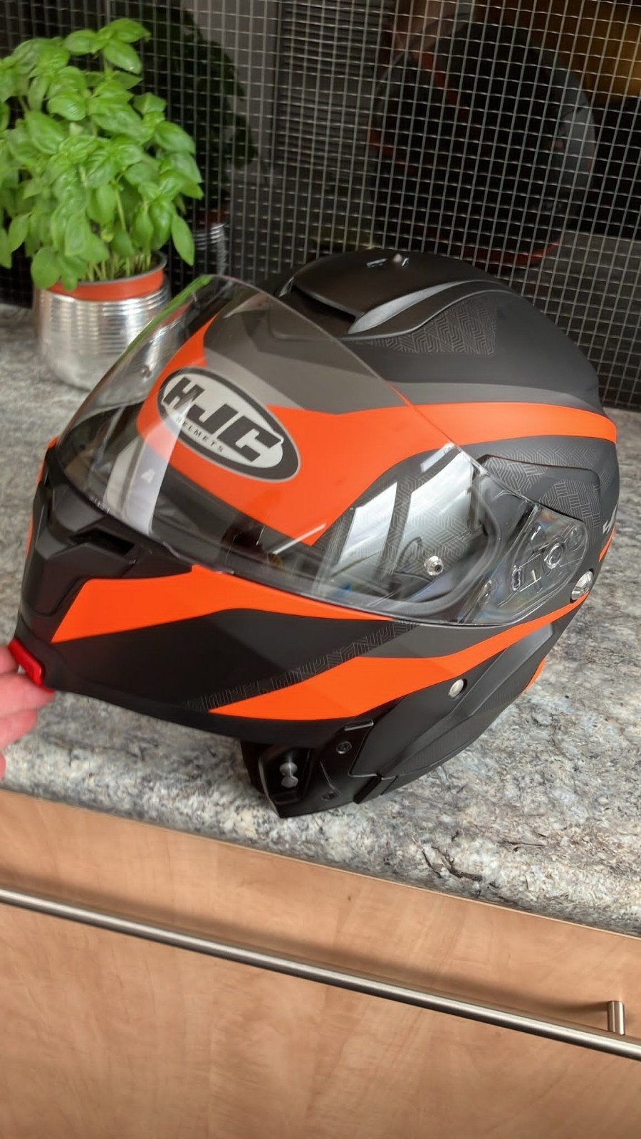 HJC motorhelm - Zo goed als nieuw, Motoren, M, HJC, Ophalen of Verzenden, Nieuw zonder kaartje