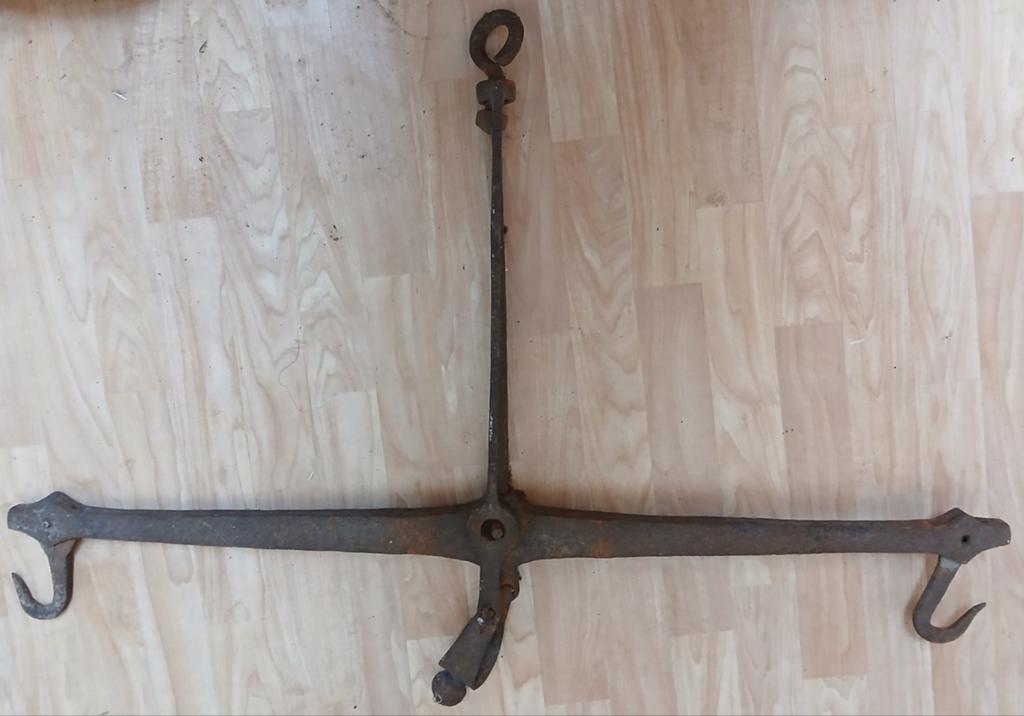 Smeedijzeren hangweegschaal 98cm, Antiek en Kunst, Ophalen of Verzenden