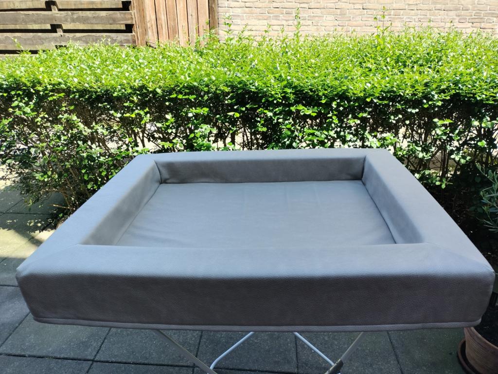 Prachtige orthopedische beige hondenmand, Dieren en Toebehoren, Ophalen, Zo goed als nieuw, Leer