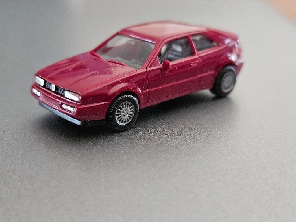 1:87 Volkswagen VW Corrado rood Herpa € 6, Verzenden, Zo goed als nieuw, Auto, Herpa
