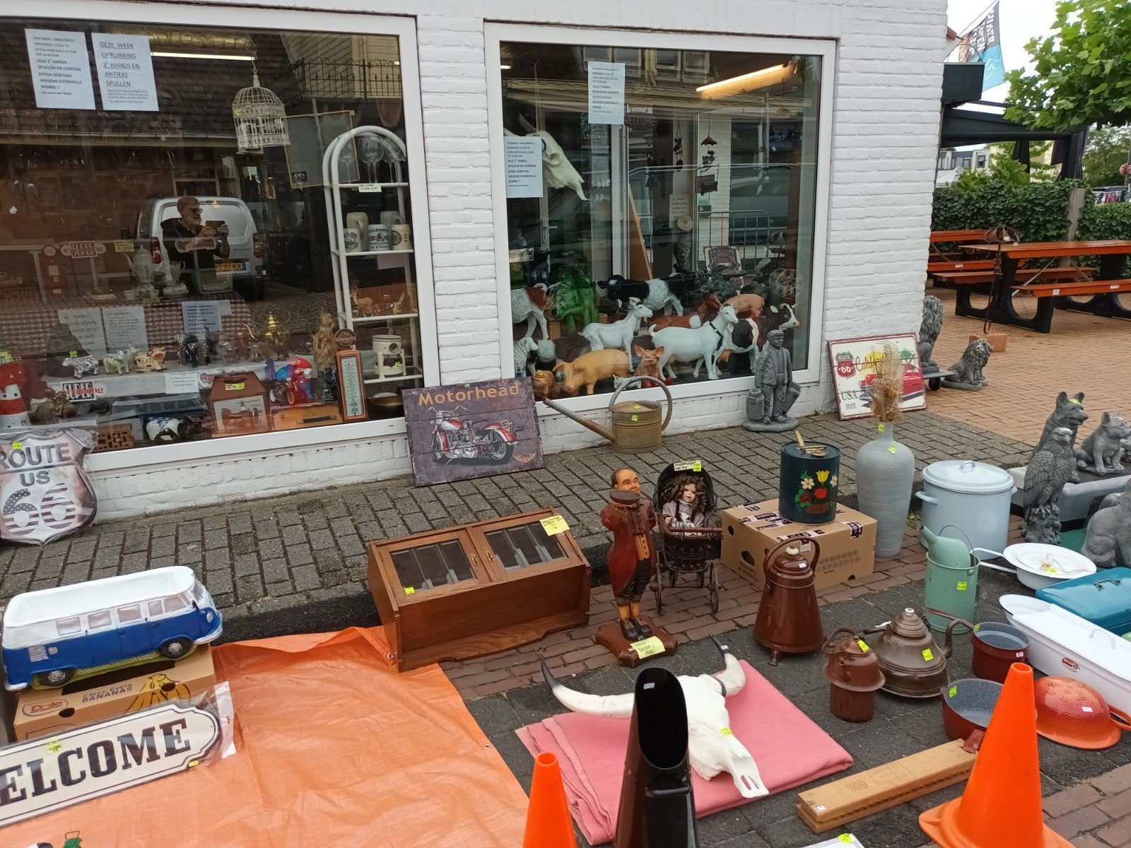 Opruiming mooie oude spullen, Ophalen