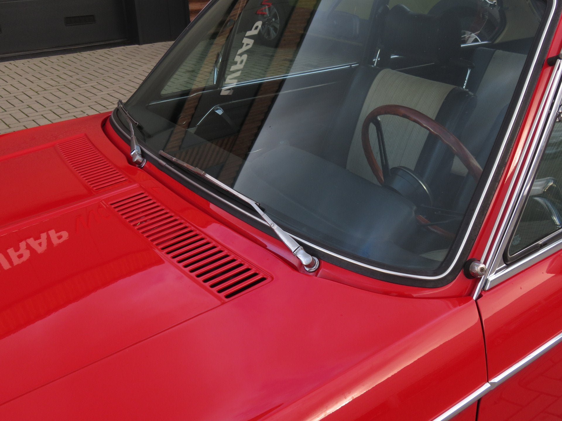 BMW 2000 touring Automaat Body-Off Restauratie Oldtimer, foto 12