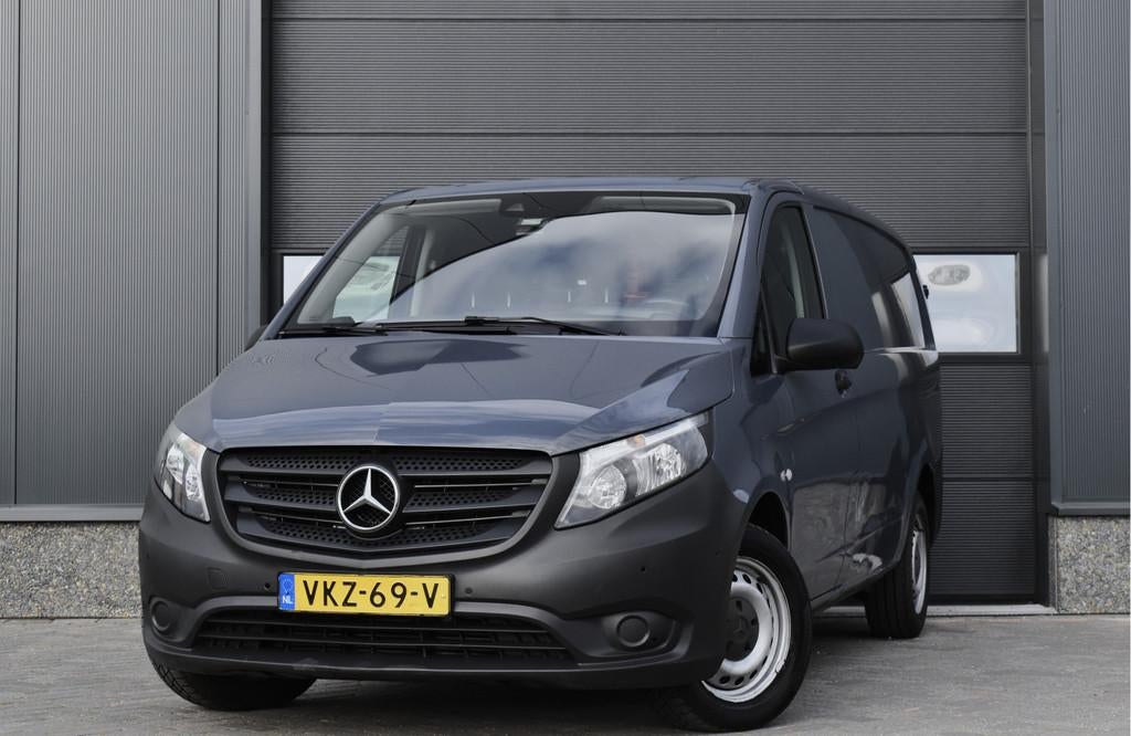 Mercedes-Benz Vito 116 CDI 3 persoons L2H1 Camera - Cruise -, Auto's, Bestelauto's, Gebruikt, Euro 6, 4 cilinders, Mercedes-Benz