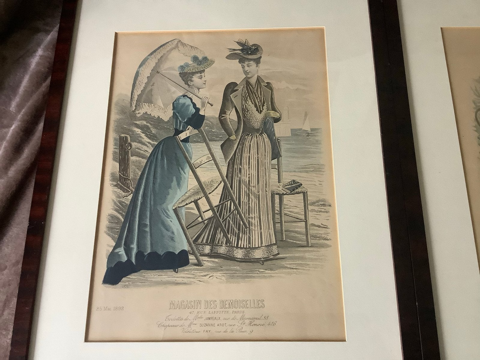 Set van 2 antieke mode-etsen - Magasin des Demoiselles, Handgekleurd, Dagelijks leven, 1800 - 1899, Ets