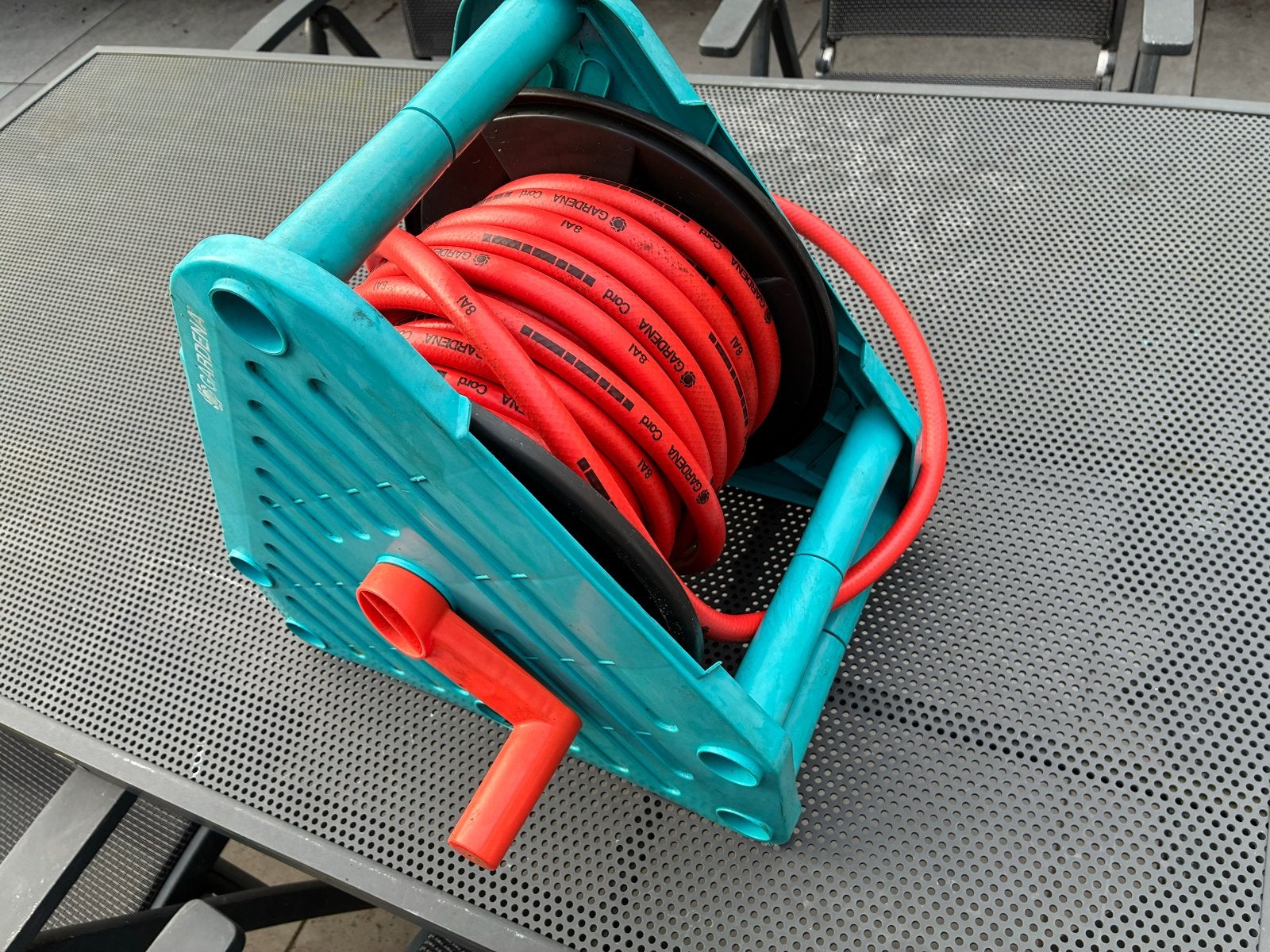 Gardena tuinslang met haspel - 20 meter, goede staat, Ophalen of Verzenden, Zo goed als nieuw, Tuinslang