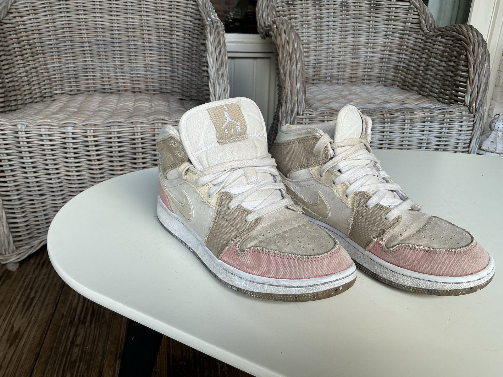 Nike Air Jordan sneakers maat 36, Ophalen of Verzenden, Gedragen, Beige, Sneakers of Gympen