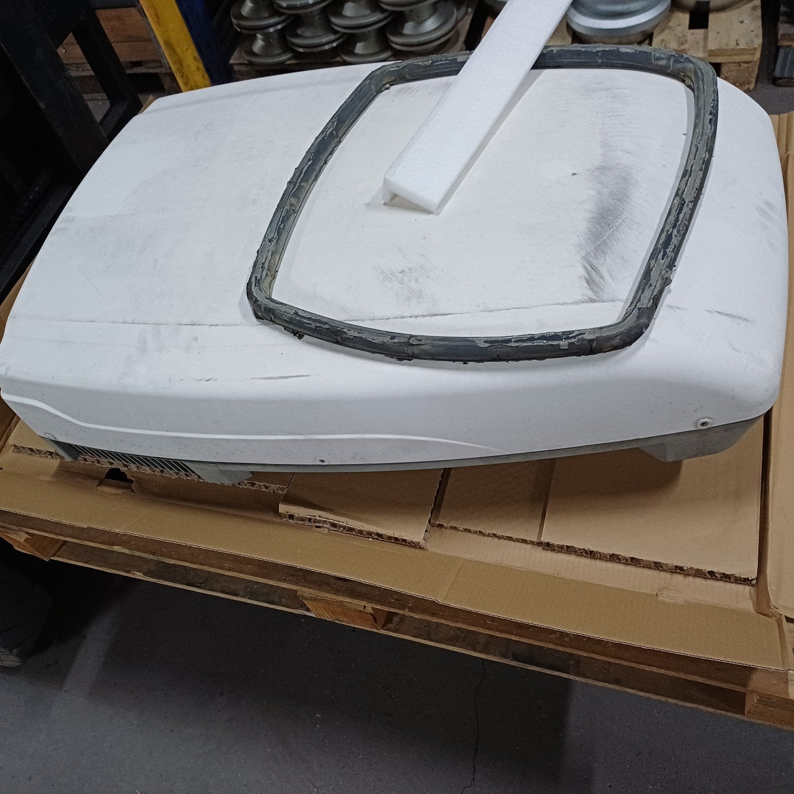 Dometic B2100 dakairco voor camper of caravan, Ophalen, Gebruikt