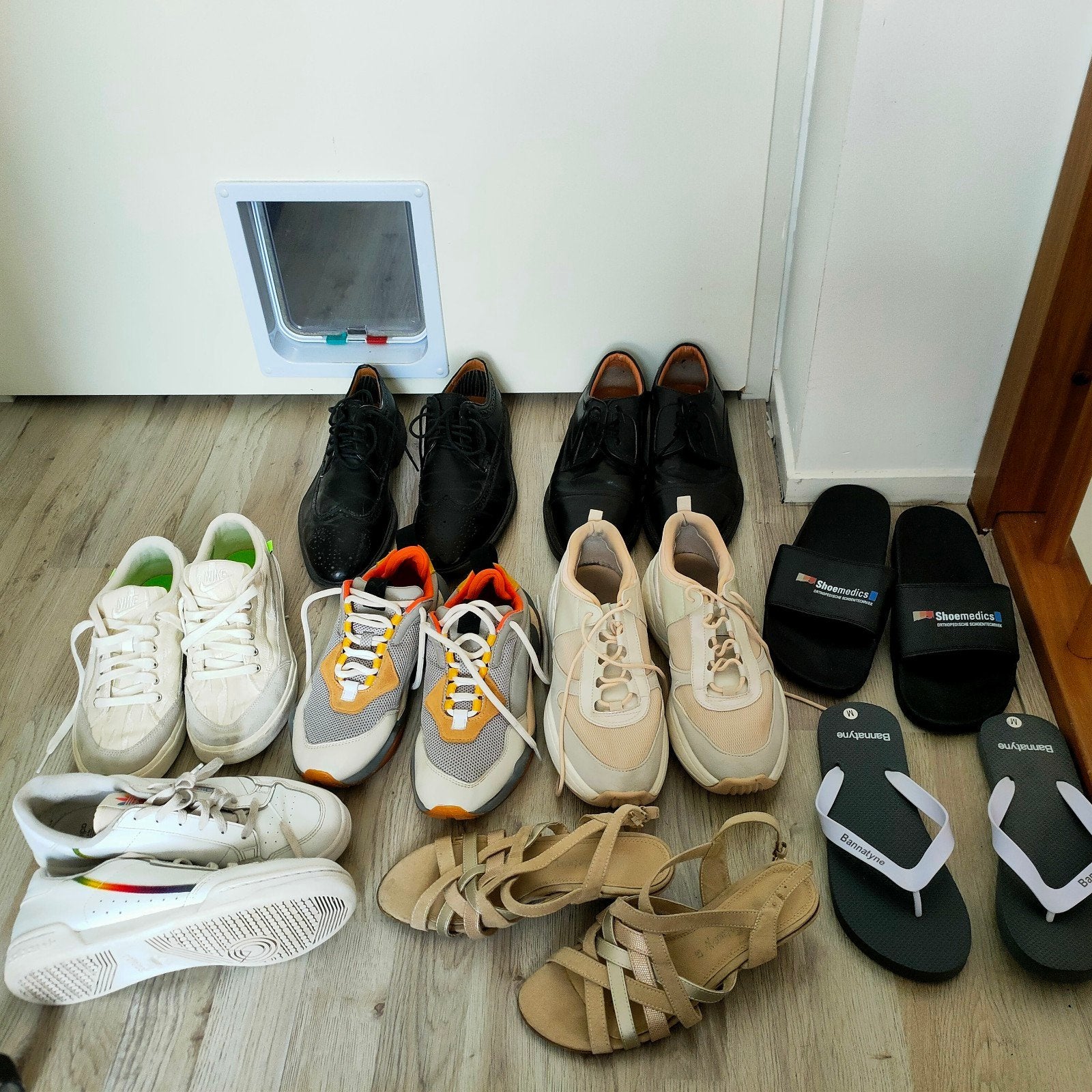 Schoenen pakket, Kleding | Dames, Ophalen of Verzenden, Zo goed als nieuw, Sneakers of Gympen