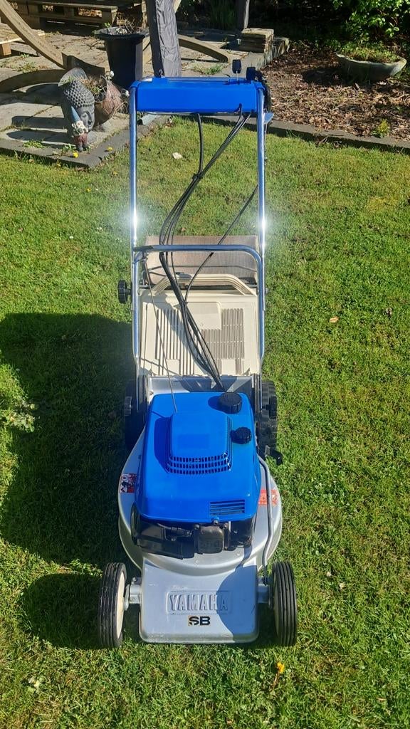 Bundel: Grasmaaier + Bosmaaier – Compleet tuinonderhoud pakk, Tuin en Terras, Grasmaaiers, Ophalen, Cirkelmaaier, Gebruikt, Versnellingen