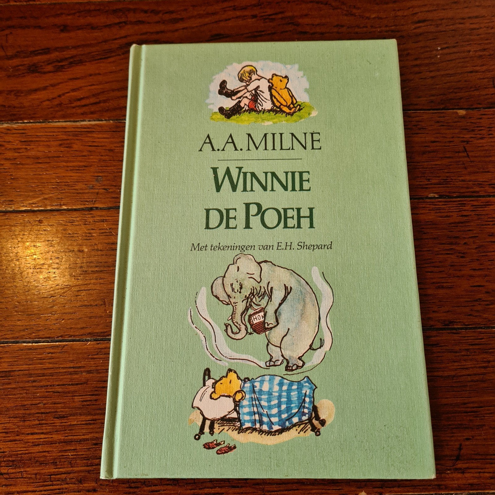 A.A. Milne - Winnie de Poeh, Ophalen of Verzenden, Zo goed als nieuw