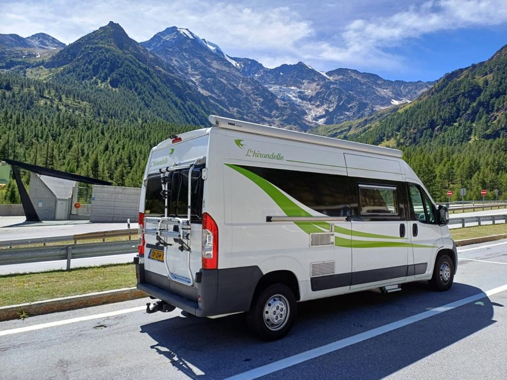 Caravans And Camping Buscamper