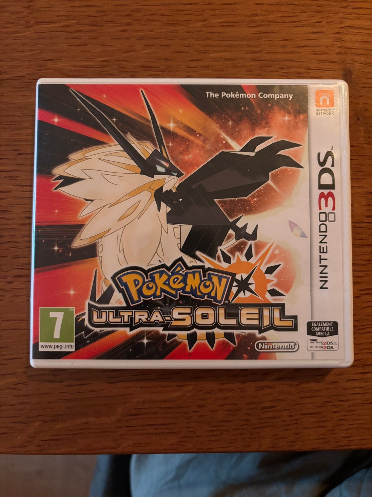 Pokémon Ultra Sun – Nintendo 3DS – Compleet met doosje, Spelcomputers en Games, 1 speler, Ophalen of Verzenden, Zo goed als nieuw