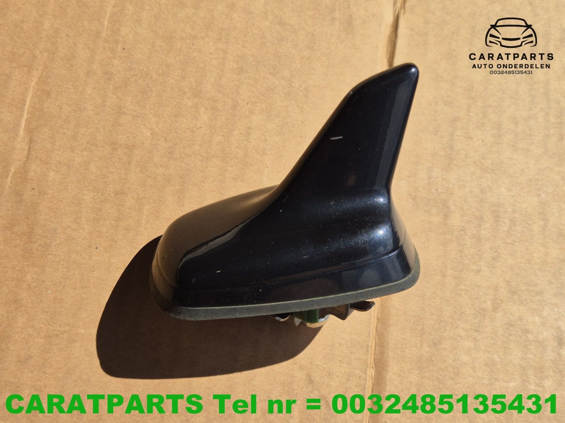 4G0035503P A4 A5 antenne RS4 RS5 A6 dakantenne A7 Q3 S4 RS6, Gebruikt, AUDI AG, Auto-Union-Strasse 1
85045  Ingolstadt, DE, Kundenbetreuung@audi.de