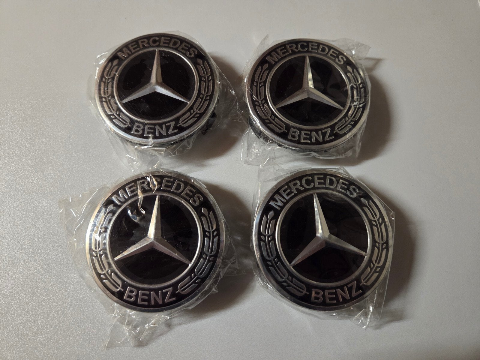 Mercedes naafdoppen set, Auto diversen, Wieldoppen, Ophalen of Verzenden, Nieuw