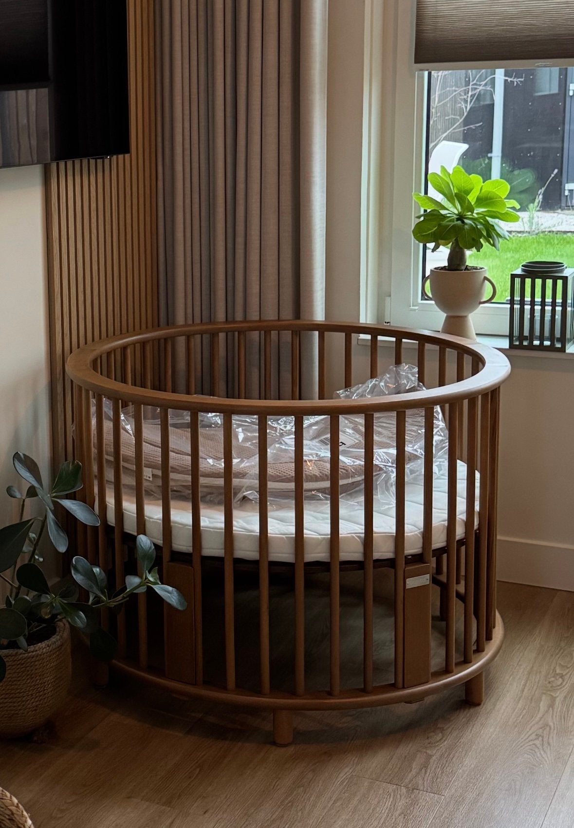 Bopita Box Rondo Rose Wood met matras en boxkleed, Kinderen en Baby's, Boxen, Ophalen, Gebruikt, Rond, Boxkleed