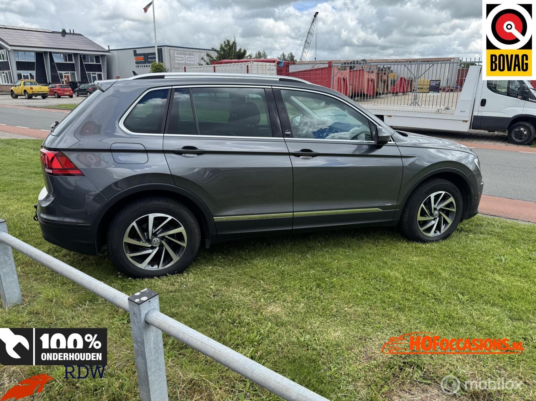Volkswagen Tiguan 1.4 TSI ACT Sound Comfort CARPLAY/TREKHAAK, Auto's, 4 cilinders, Grijs, Automatische klimaatregeling, 17 km/l