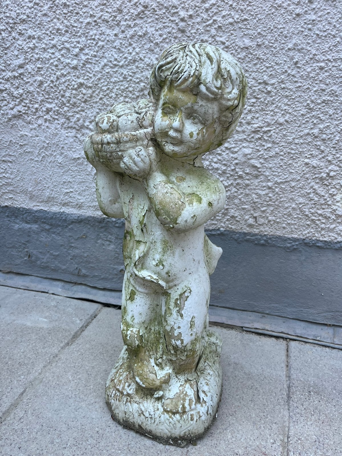 Vintage Beeldje Jongen met Mandje - Tuindecoratie, Ophalen, Gebruikt, Mens
