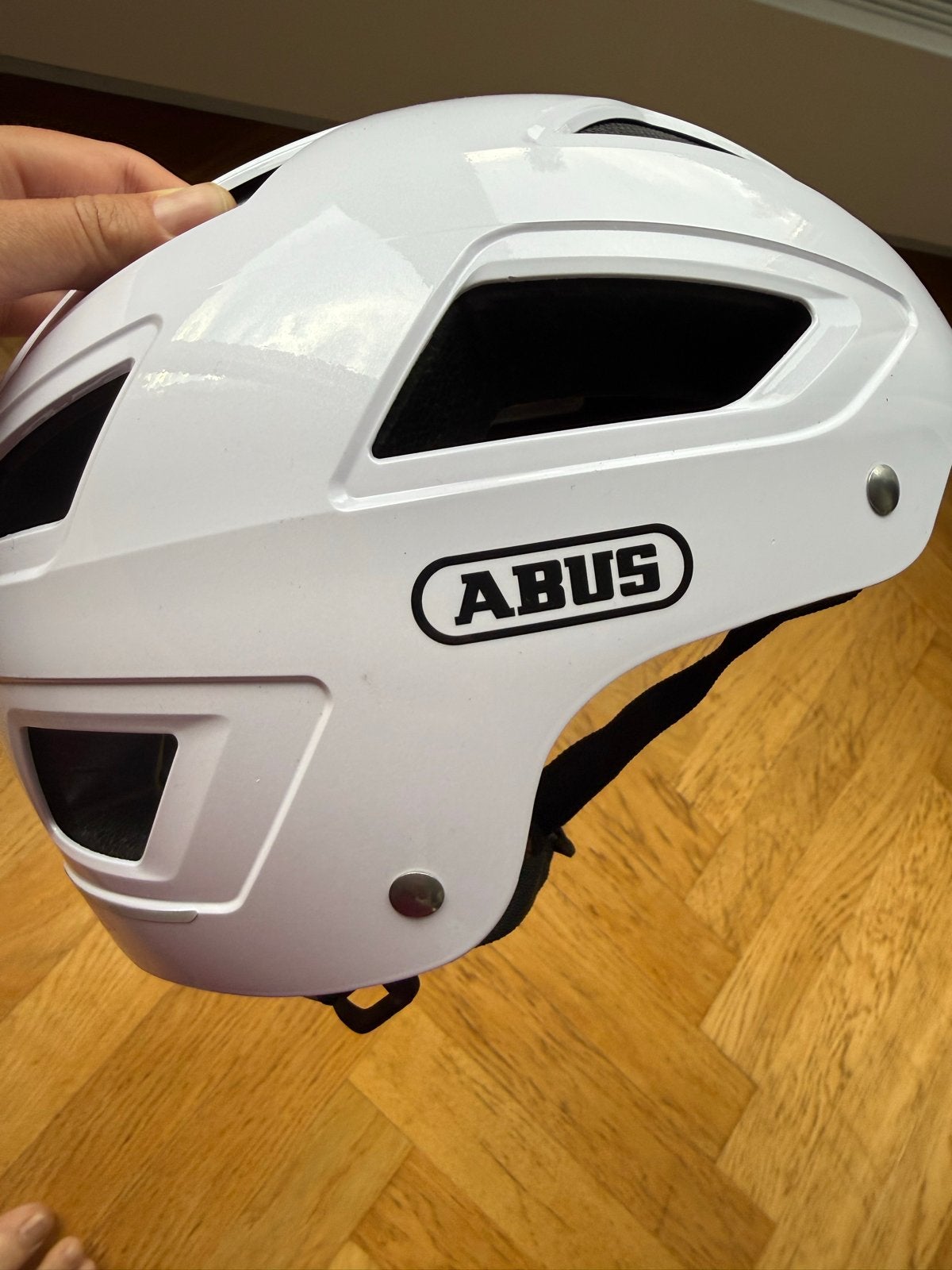 ABUS Hyban 2.0 Fietshelm XXL (58-63 cm) Wit, Fietsen en Brommers, Fietsaccessoires | Fietshelmen, Ophalen of Verzenden, Zo goed als nieuw