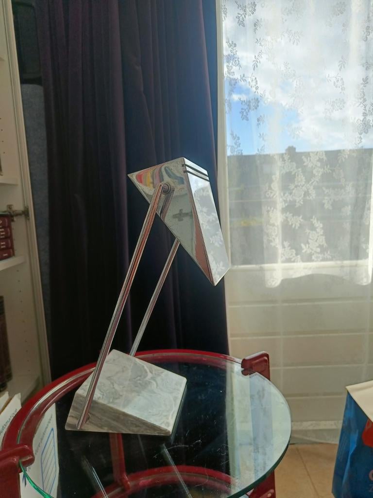 Design lamp met marmeren voetstuk, Doe-het-zelf en Verbouw, Ladders en Trappen, Ophalen