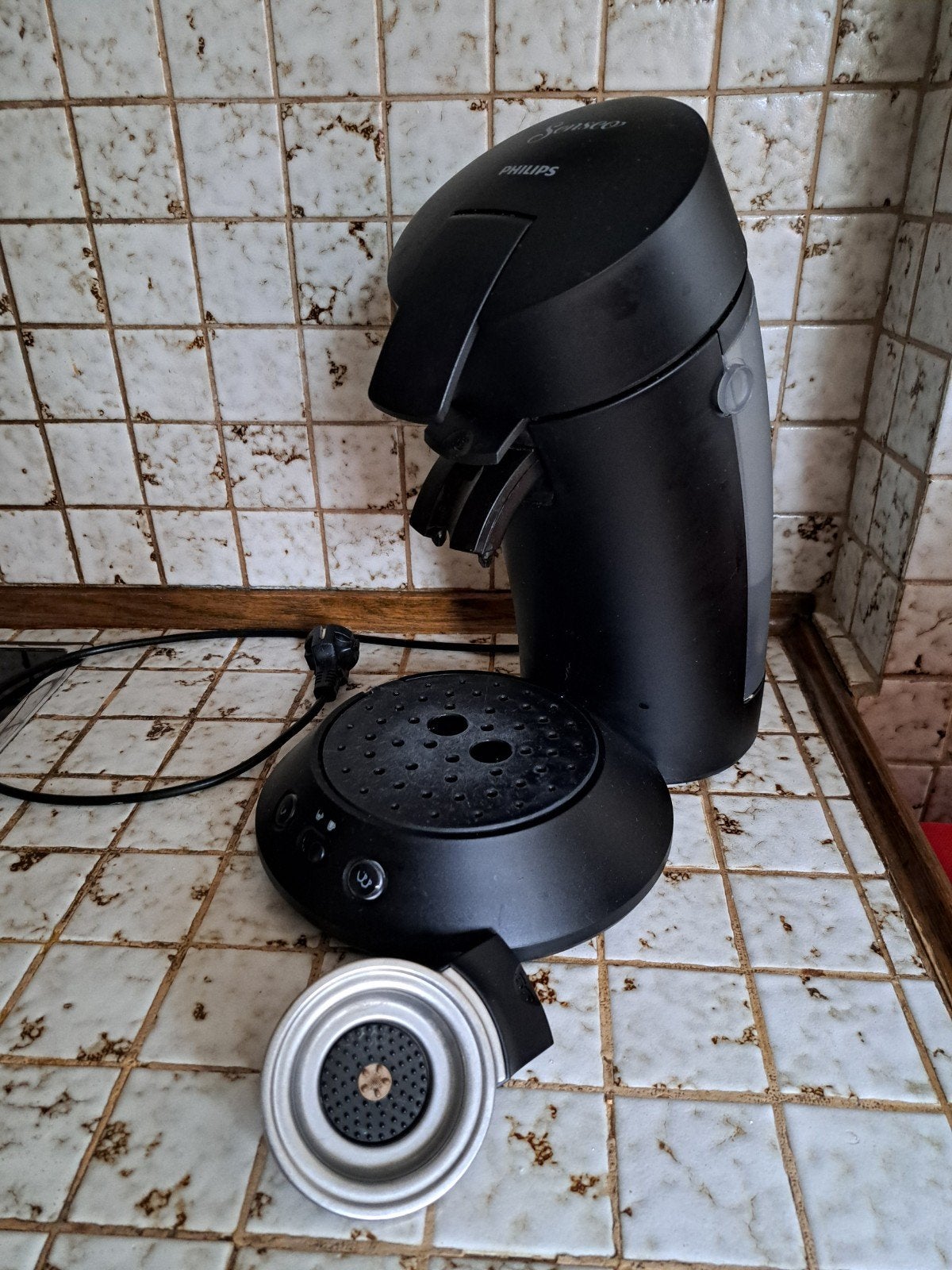 Senseo Zwart Koffiezetapparaat met 1- en 2-kops padhouder, Ophalen, Koffiepads en cups, Gebruikt, Koffiemachine