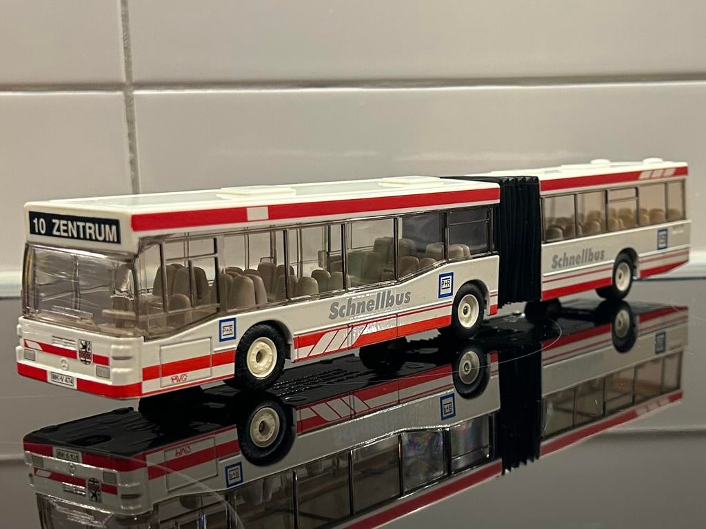 Siku Mercedes Stadsbus Harmonica Schnellbus 1:55, Verzenden, Zo goed als nieuw, Bus of Vrachtwagen