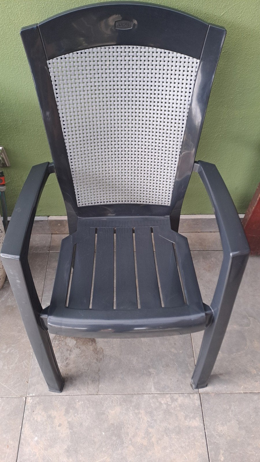 Mooie grijze tuinstoel van het merk Jardin., Tuin en Terras, Ophalen, Kunststof, Zo goed als nieuw, Jardin