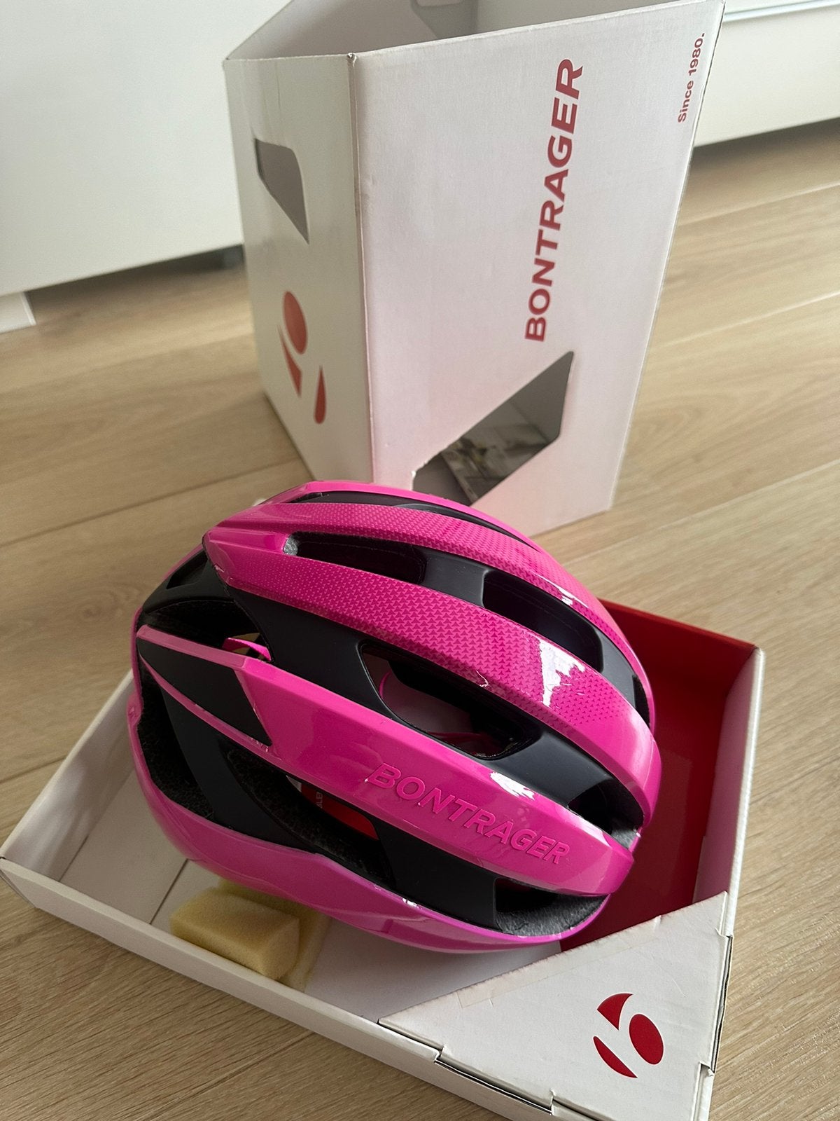 Bontrager Circuit MIPS helm maat S met 2 houders, Ophalen, Zo goed als nieuw, S, Dame