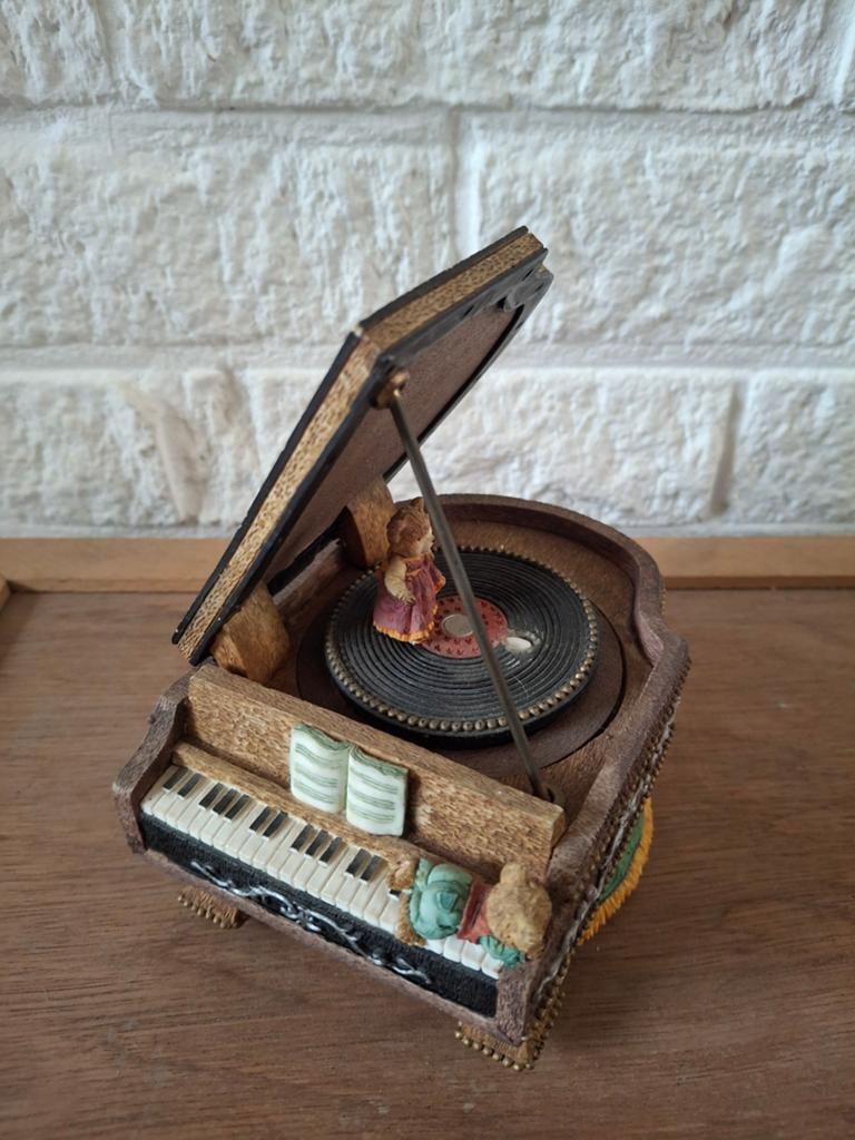 Mooie Berkeley Designs Piano Muziekdoos over the rainbow, Ophalen of Verzenden