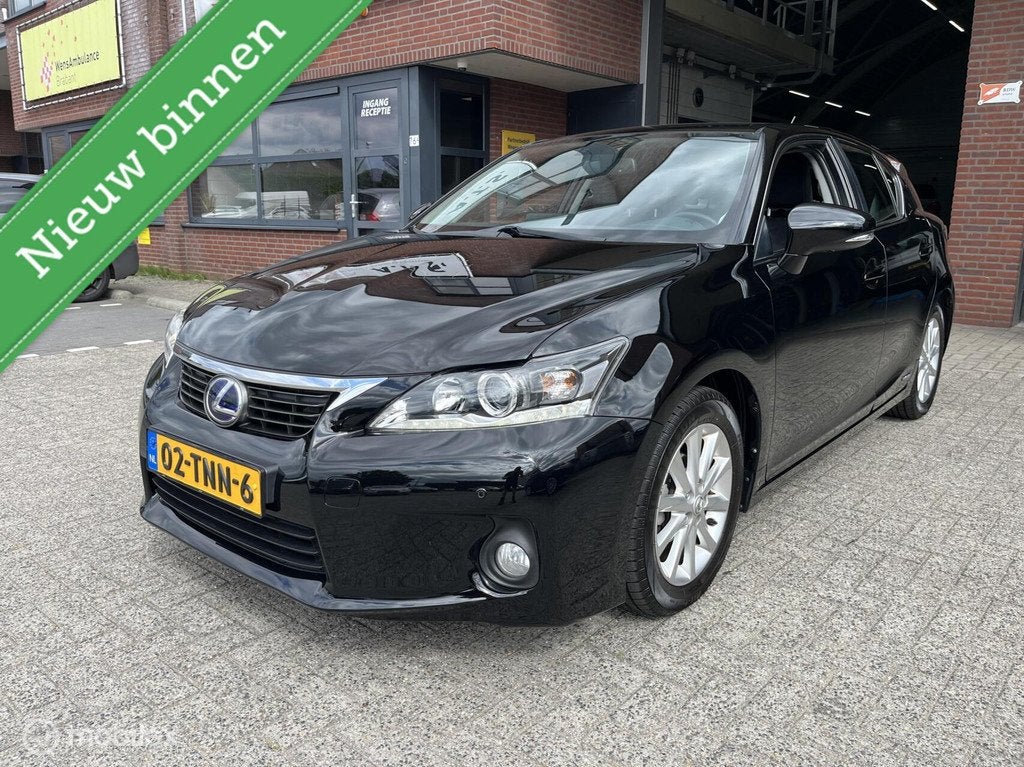 Lexus CT 200h Business Line NAVI*CAMERA*CRUISE*PDC*, Auto's, Lexus, Euro 5, 136 pk, Gebruikt, 4 cilinders