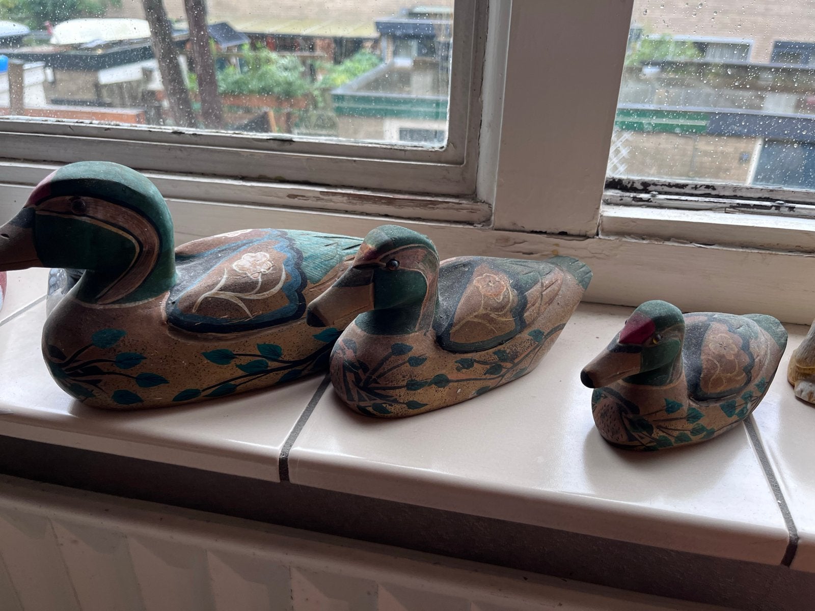Set van 7 handgesneden houten eenden beeldjes, Ophalen