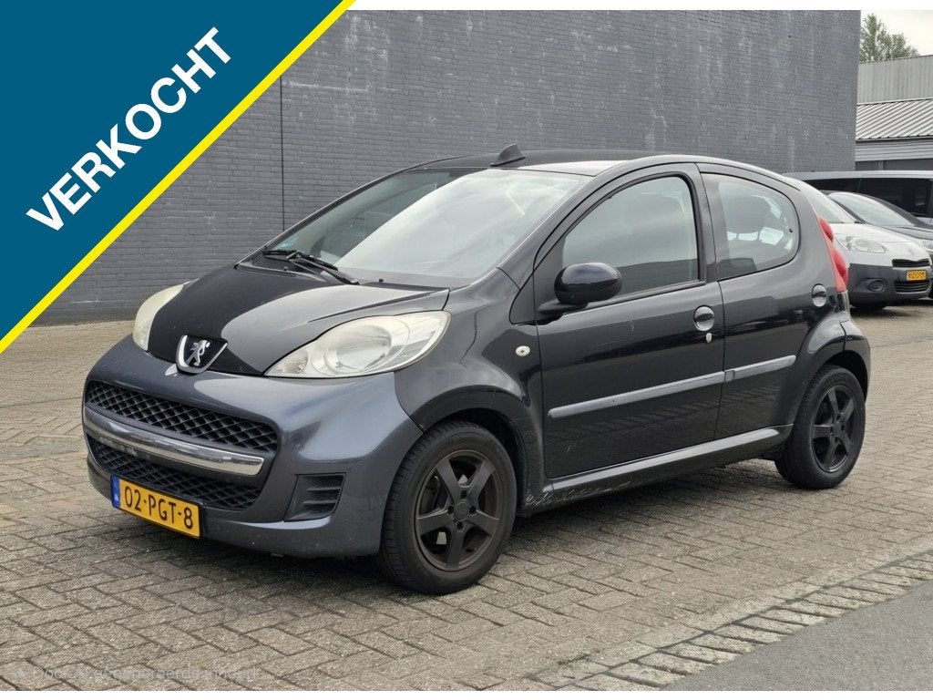 Peugeot 107 1.0-12V Urban Move 5Drs Airco Lees Tekst!, Euro 5, Gebruikt, 4 stoelen, Elektrische ramen