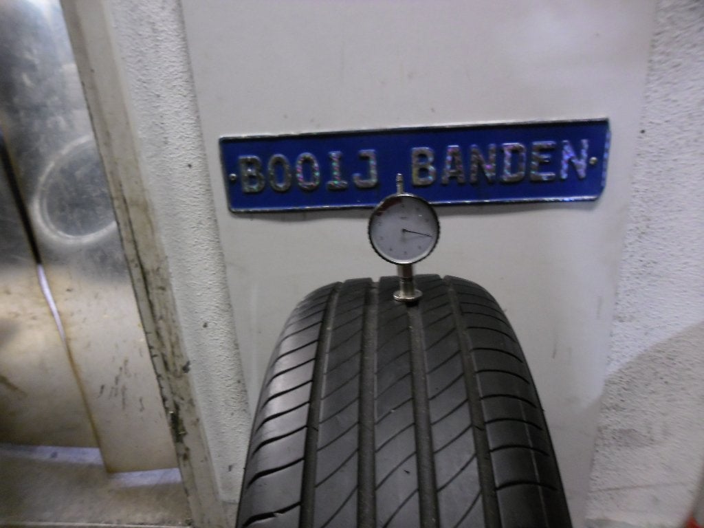 215 65 17 demobanden michelin primacy 4 met 7mm profiel, 215 mm, Banden en Velgen, 17 inch, Ophalen of Verzenden