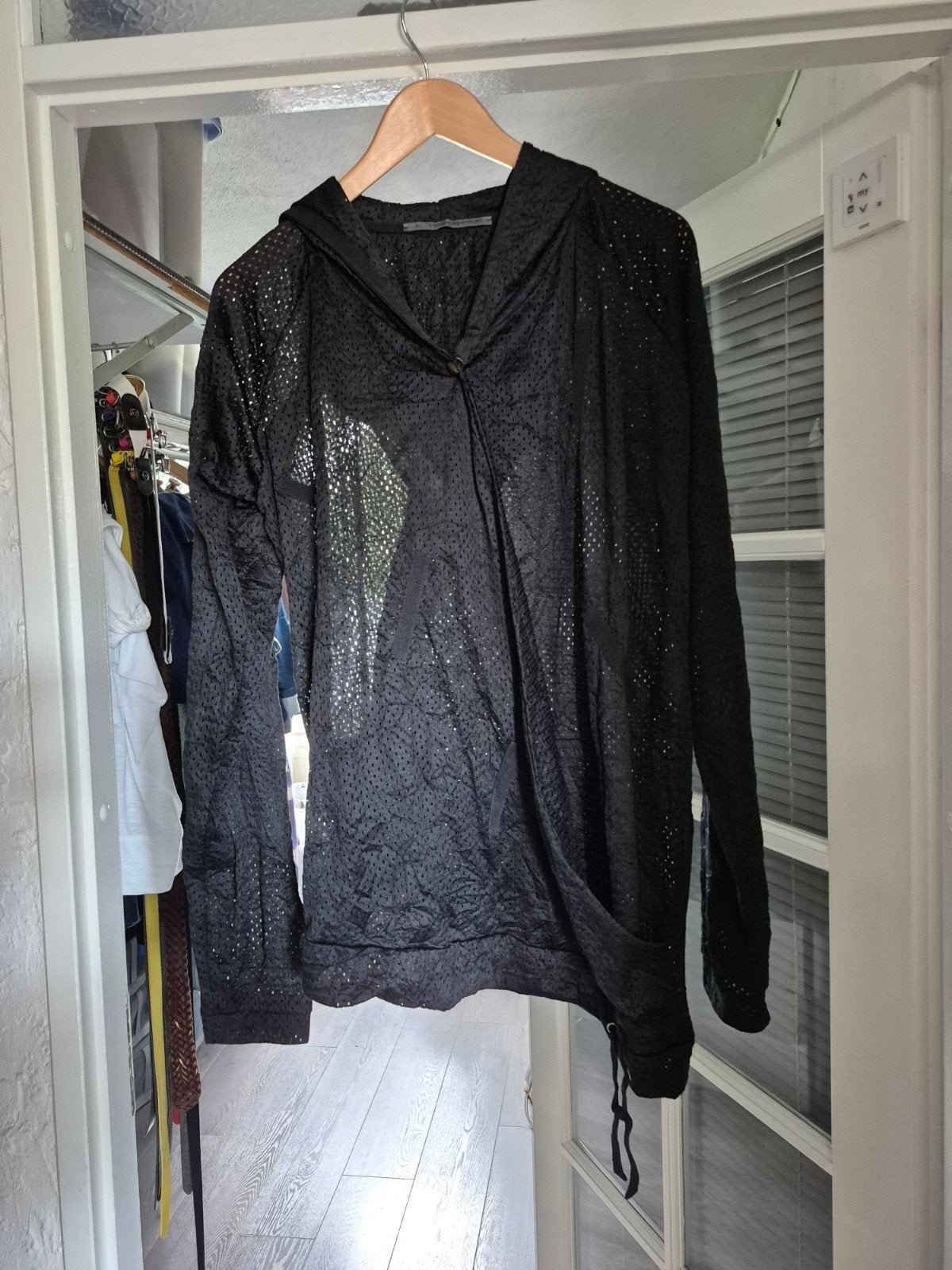 Cora Kemperman Zwart Gaatjes Shirt Maat XL, Zwart, Maat 46/48 (XL) of groter, Ophalen of Verzenden, Korte mouw