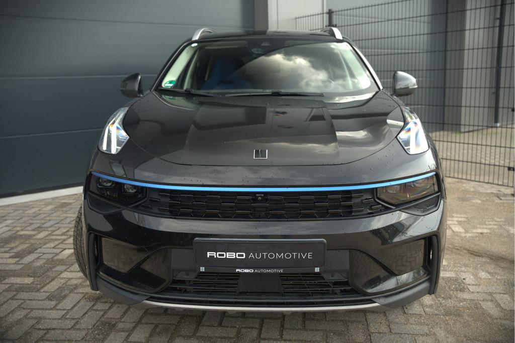 Lynk & Co 01 1.5 | Panoramadak | Stoelverwarming | Keyless |, Auto's, Lynk & Co, Stof, Gebruikt, Zwart, Zwart