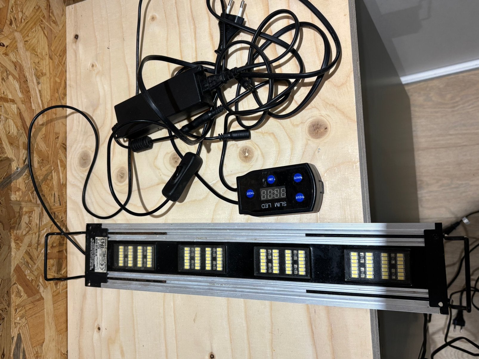Aquarium slim ledverlichting dag/nacht 45 cm, Dieren en Toebehoren, Ophalen of Verzenden, Gebruikt, Verlichting of Verwarming