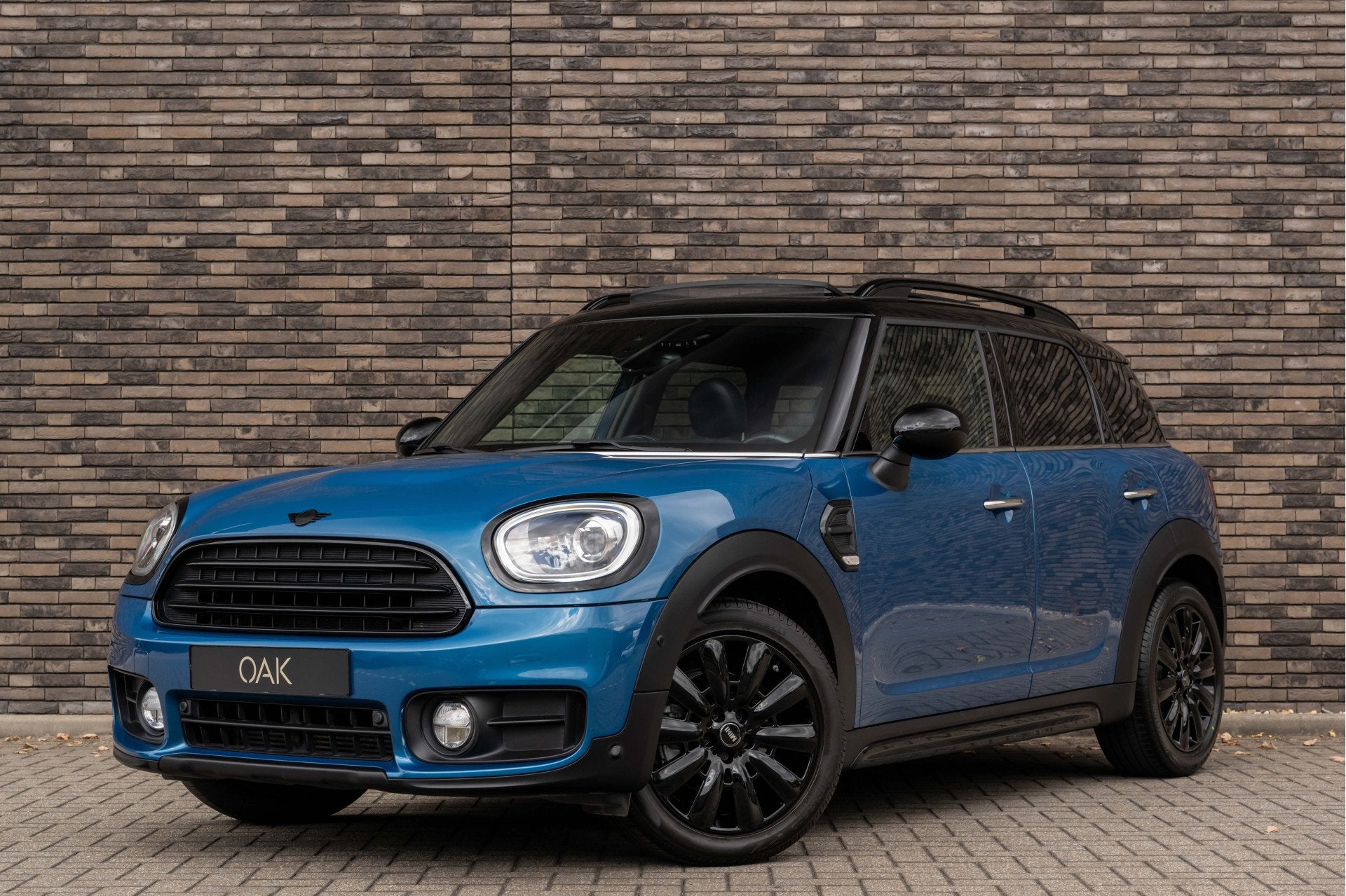 MINI Countryman 1.5 Cooper Chili Aut. | Navigatie | Panorama, Auto's, Mini, 12 maanden, 136 pk, Gebruikt, Countryman