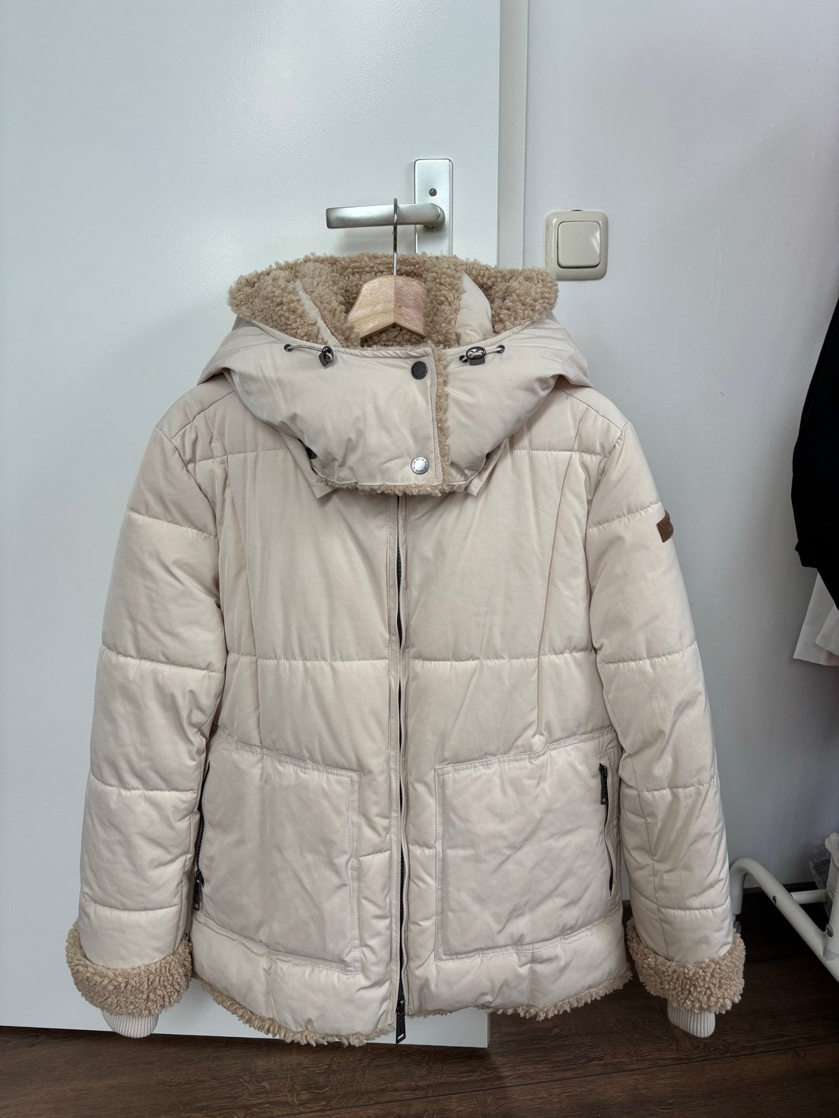 Moscow winterjas met teddy voering mt XL, Ophalen of Verzenden, Zo goed als nieuw, Maat 46/48 (XL) of groter, Beige