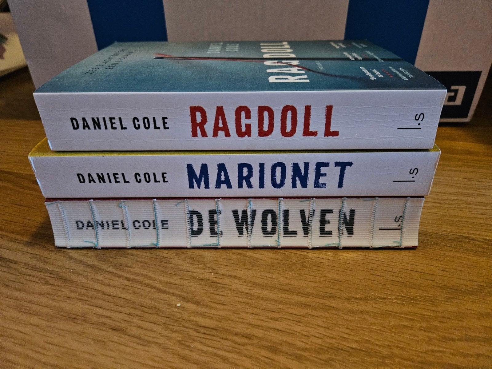 Trilogie Daniel Cole- Ragdoll-Marionet-De Wolven, Ophalen, Gelezen