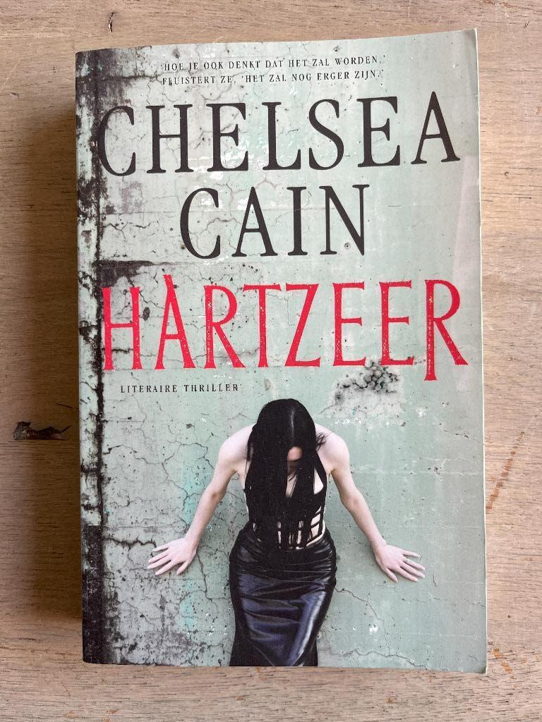 Thrillers - Chelsea Cain, Boeken, Thrillers, Gelezen, Nederland, Ophalen of Verzenden
