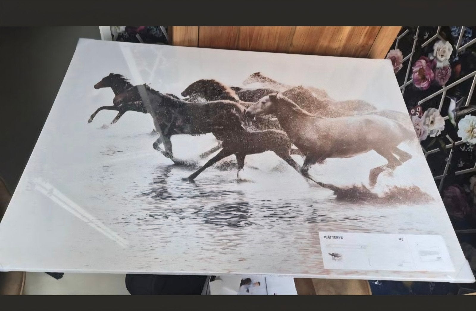 IKEA PJÄTTERYD Schilderij met paarden, 100x70 cm (nieuw), Ophalen, Nieuw