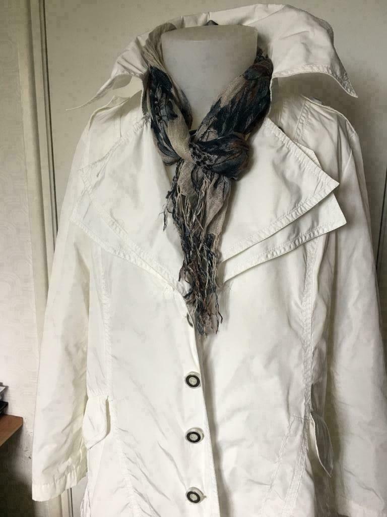 EASY COMFORT witte jas dubbele kraag maat 42, Wit, Maat 42/44 (L), Ophalen of Verzenden, Gedragen