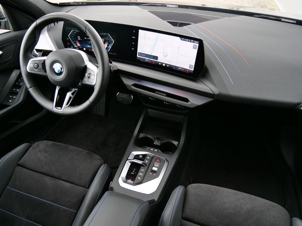 BMW 1 Serie 116 automaat 123pk M Sportpakket Pro Stoelverwar, 730 kg, Euro 6, 1365 kg, 3 cilinders