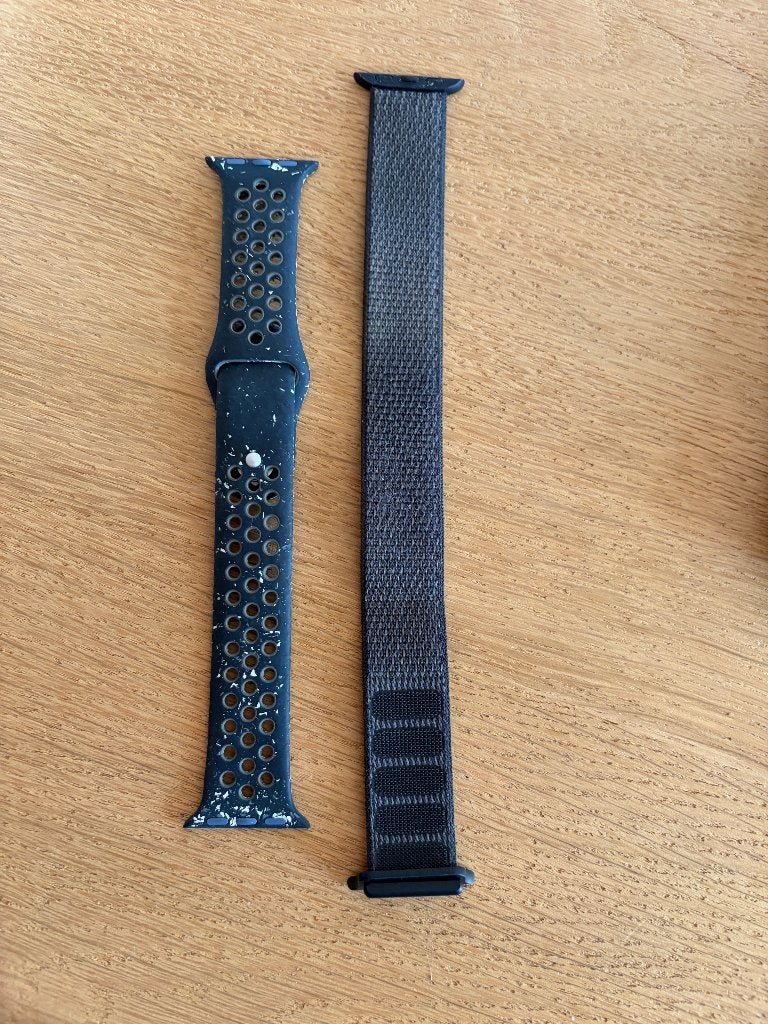 Apple Watch bandjes 40mm, Zwart, IOS, Ophalen of Verzenden, Zo goed als nieuw