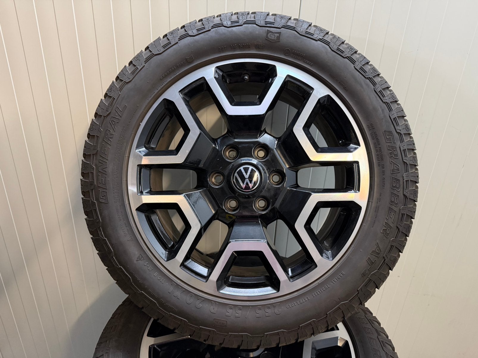 Originele VW Amarok 20 inch Bendigo 6x139,7 2023 sneeuwvlok, Ophalen, Gebruikt, 255 mm, Banden en Velgen