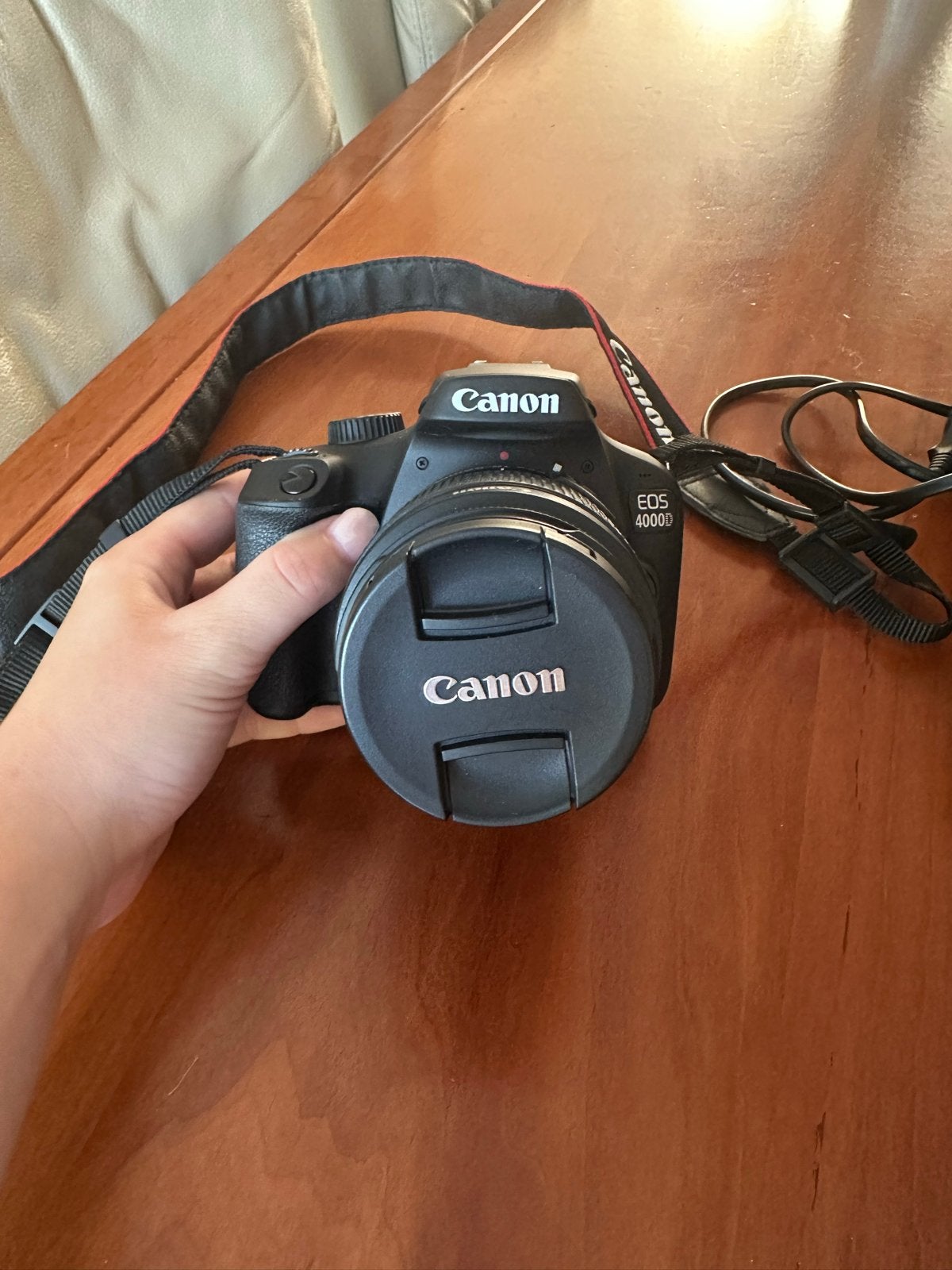 Canon EOS 4000D Spiegelreflexcamera met 18-55mm lens, Spiegelreflex, Canon, Zo goed als nieuw, Accu
