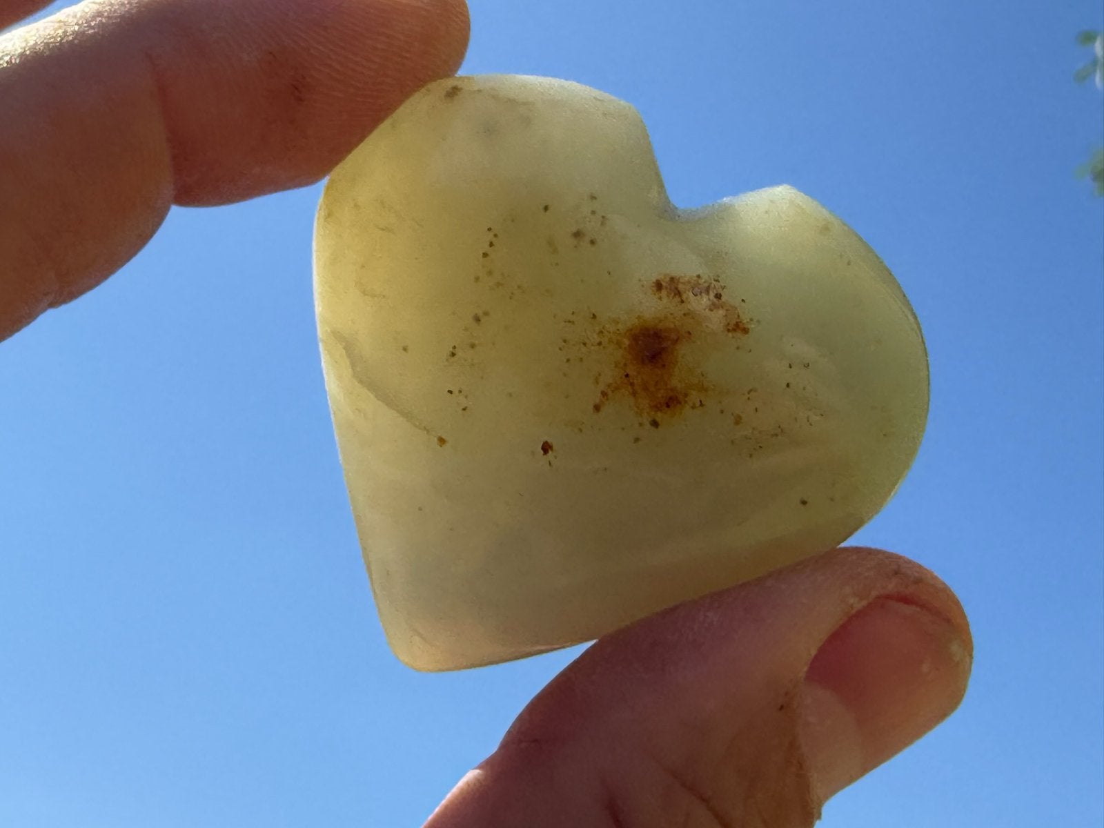 Opaal hart uit Peru mineralen edelstenen, Ophalen of Verzenden, Mineraal