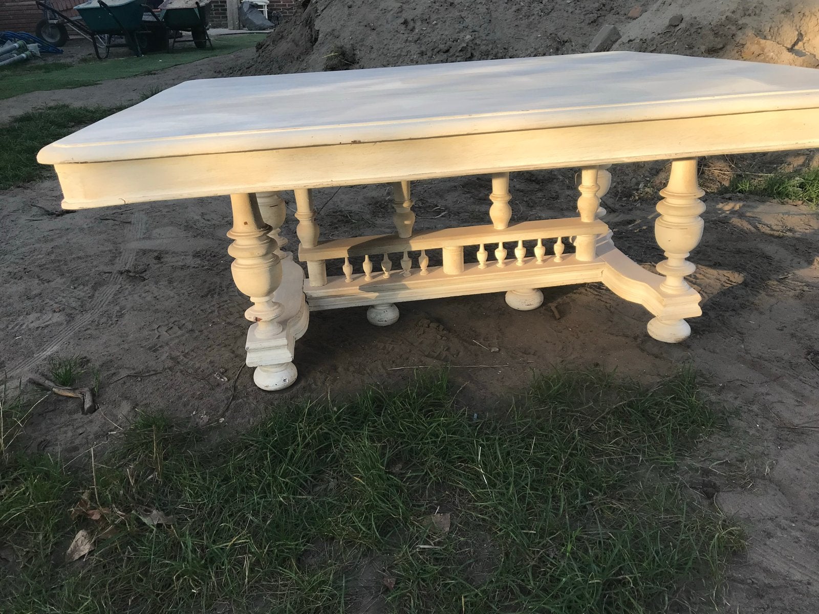 Antieke eettafel - Crème wit, massief hout, Ophalen