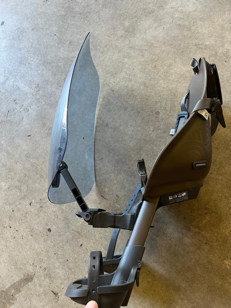 Urban Iki Voorzitje met Windscherm - 9-15 kg, Fietsen en Brommers, Ophalen, Zo goed als nieuw, 9 t/m 18 kg, Voorzitje