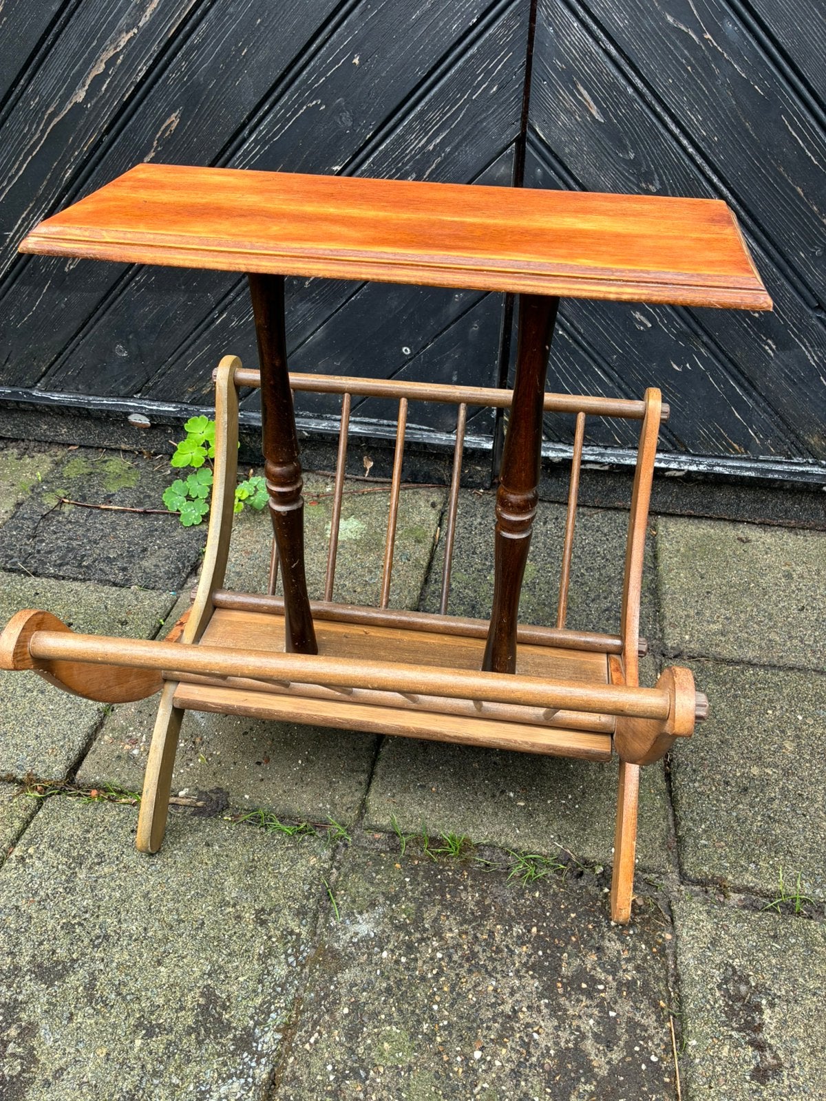 Vintage Krantenbak met tafeltje hout, Huis en Inrichting, Ophalen of Verzenden, Zo goed als nieuw